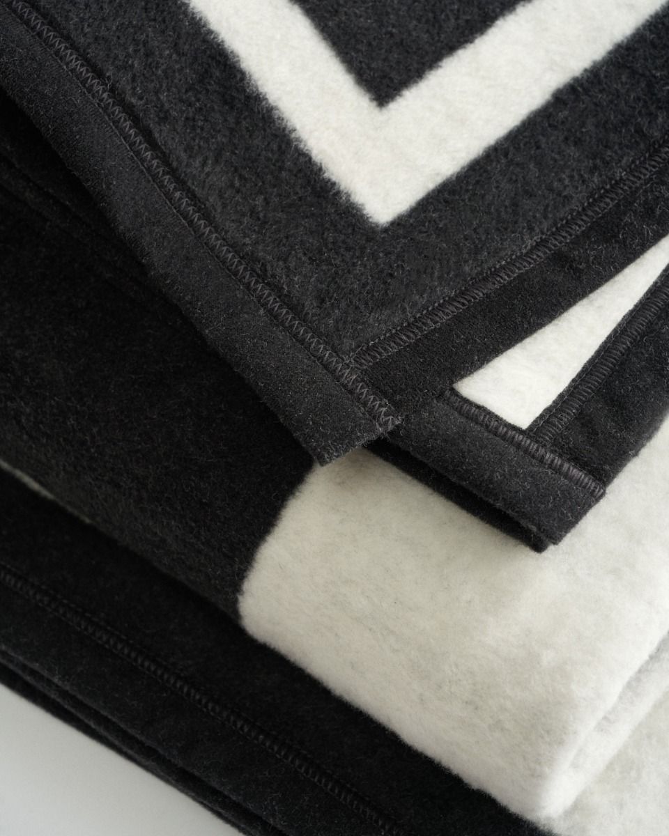 Koc Lari Stripes