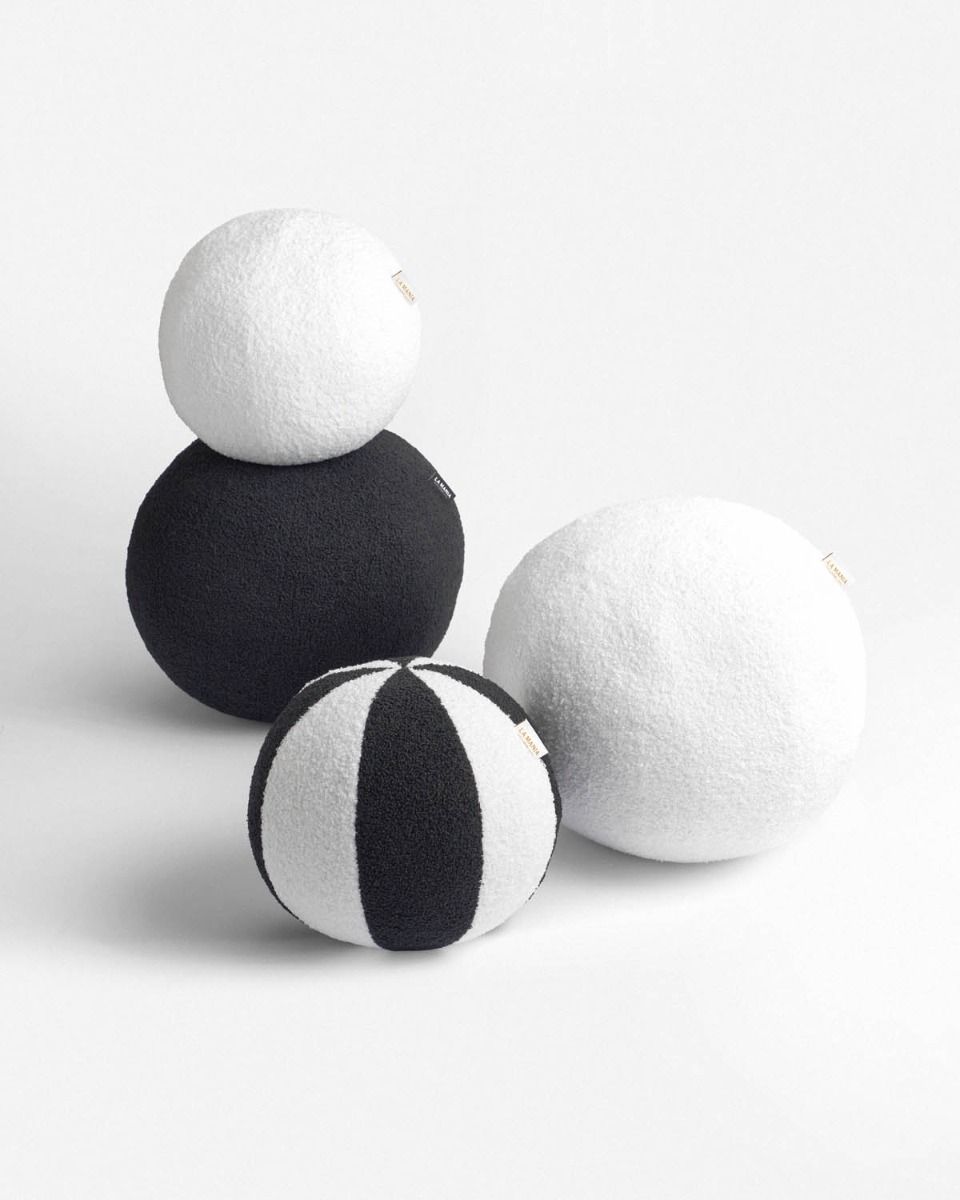 Poduszka Bold Black-White S