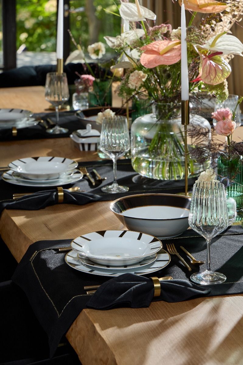 Bieżnik Bauhaus Black & Gold II