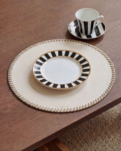 Talerzyki deserowe dla 6 os. Stripes Black