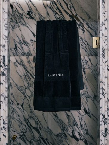 Ręcznik Mono Mania Black 70x140